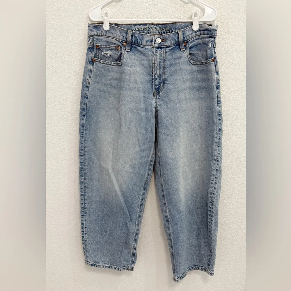 American Eagle Outfitters Barrel Jeans - Picture 1 of 5